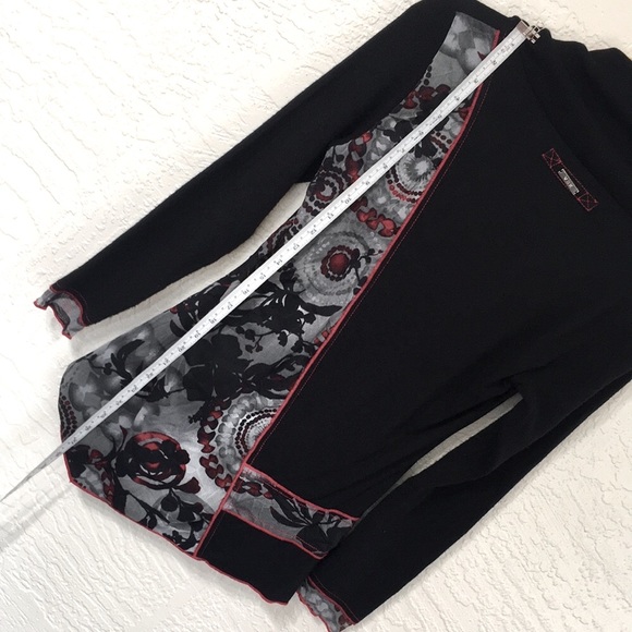 Vex Collection Cowl top black red gray studs! 34 - Picture 4 of 10